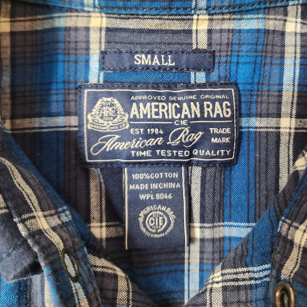 American Rag button up size small - Picture 3 of 3